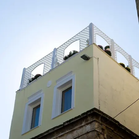 White House Maison d'hôtes Trani