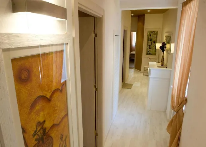 White House Gasthof Trani